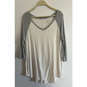 American Eagle 3/4 sleeve jegging tee size S